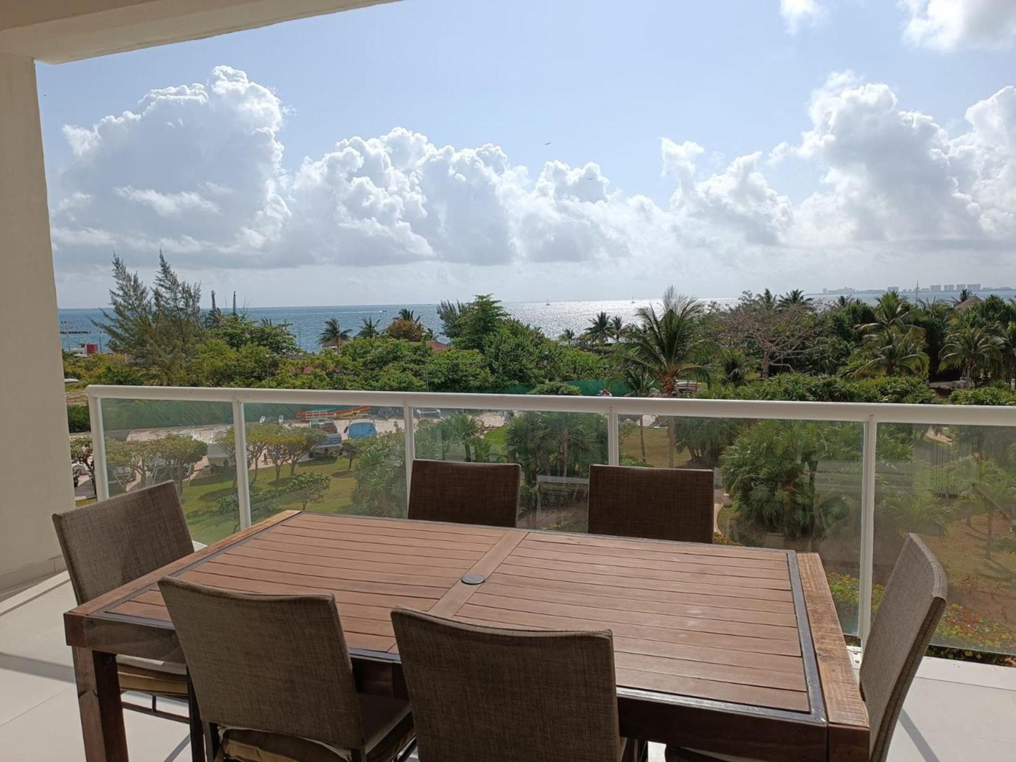 New Beachfront Luxury Apartments Cancun Luaran gambar