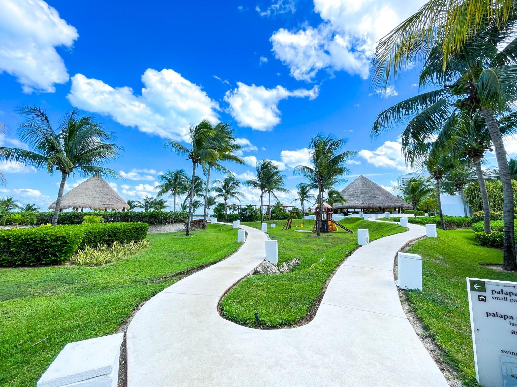 New Beachfront Luxury Apartments Cancun Luaran gambar