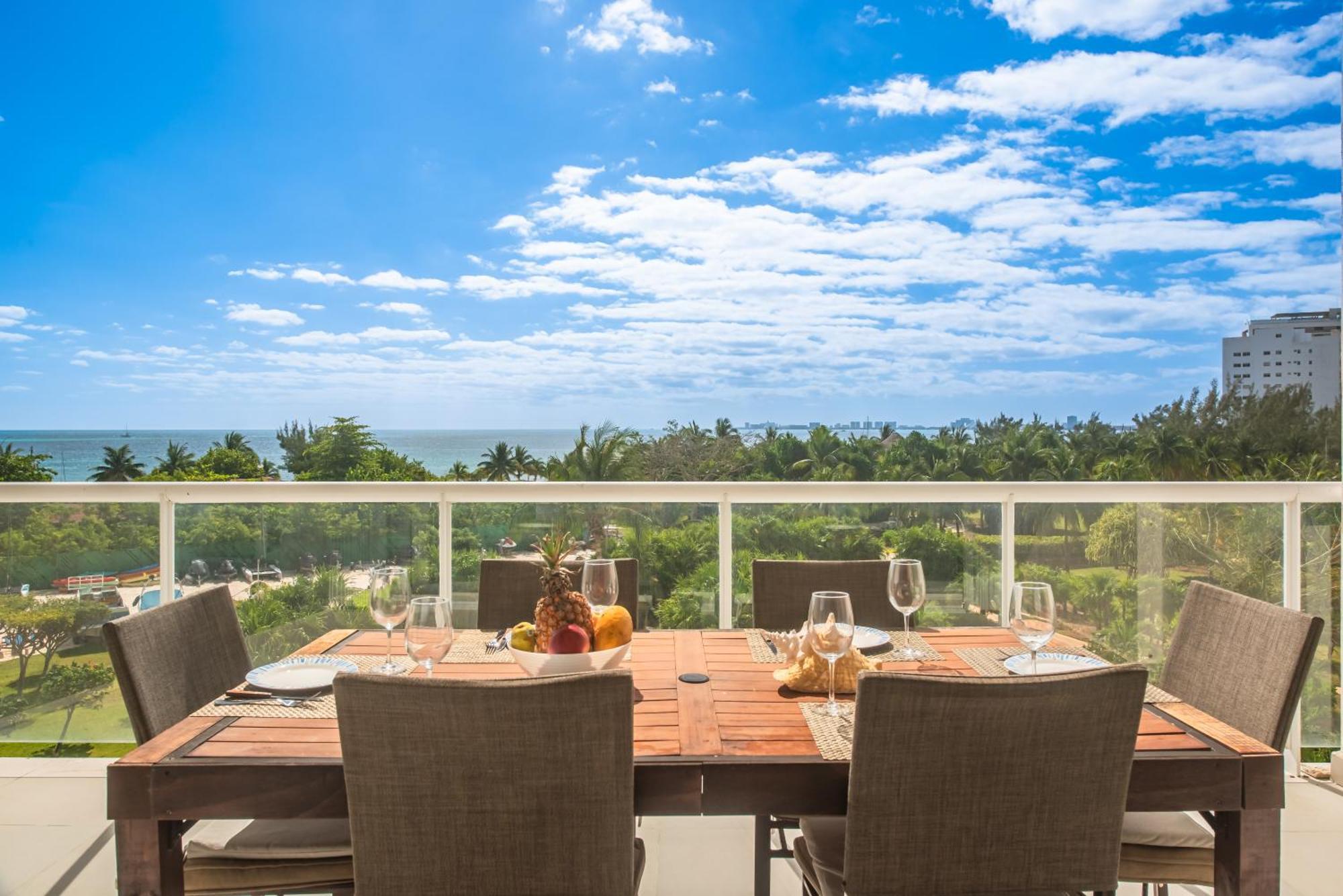 New Beachfront Luxury Apartments Cancun Luaran gambar