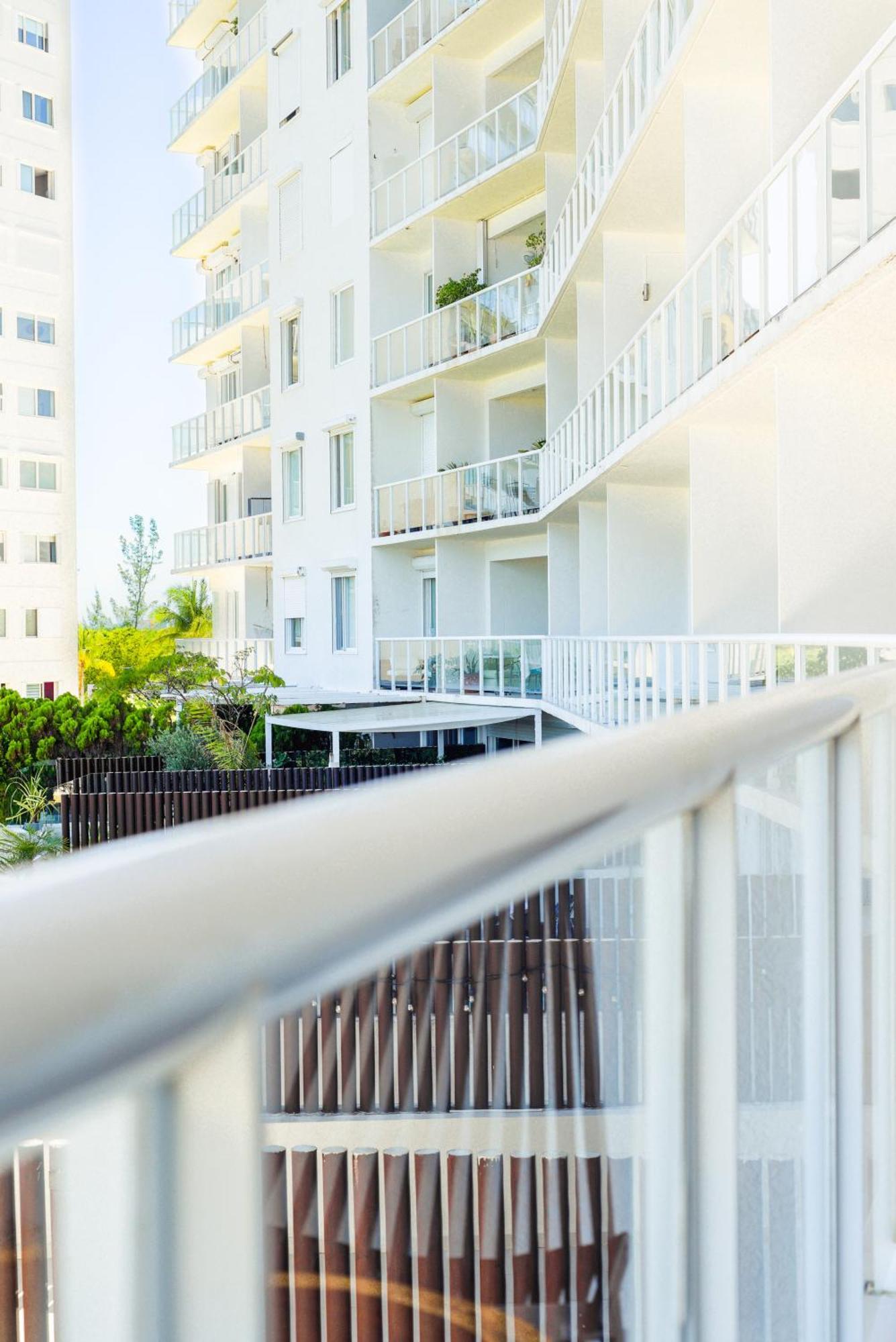 New Beachfront Luxury Apartments Cancun Luaran gambar